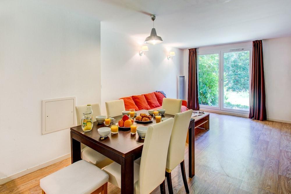 Résidence Les Balcons D'aix - Vacanceole Annecy